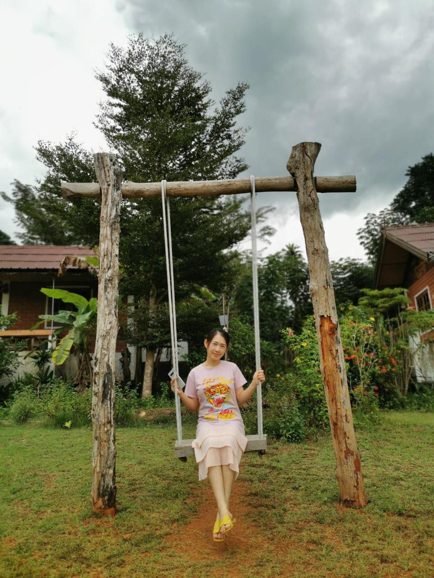 Hotel มนต์เมืองแจ่ม Landkreis Landkreis Mae Chaem Exterior foto