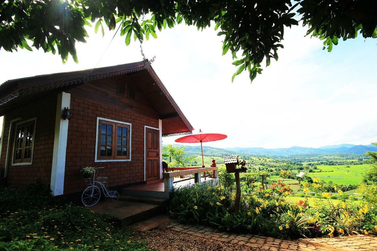 Hotel มนต์เมืองแจ่ม Landkreis Landkreis Mae Chaem Exterior foto