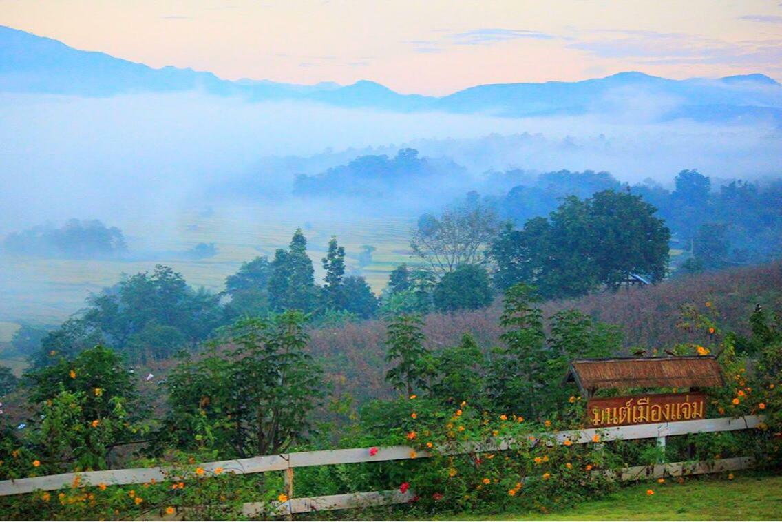 Hotel มนต์เมืองแจ่ม Landkreis Landkreis Mae Chaem Exterior foto
