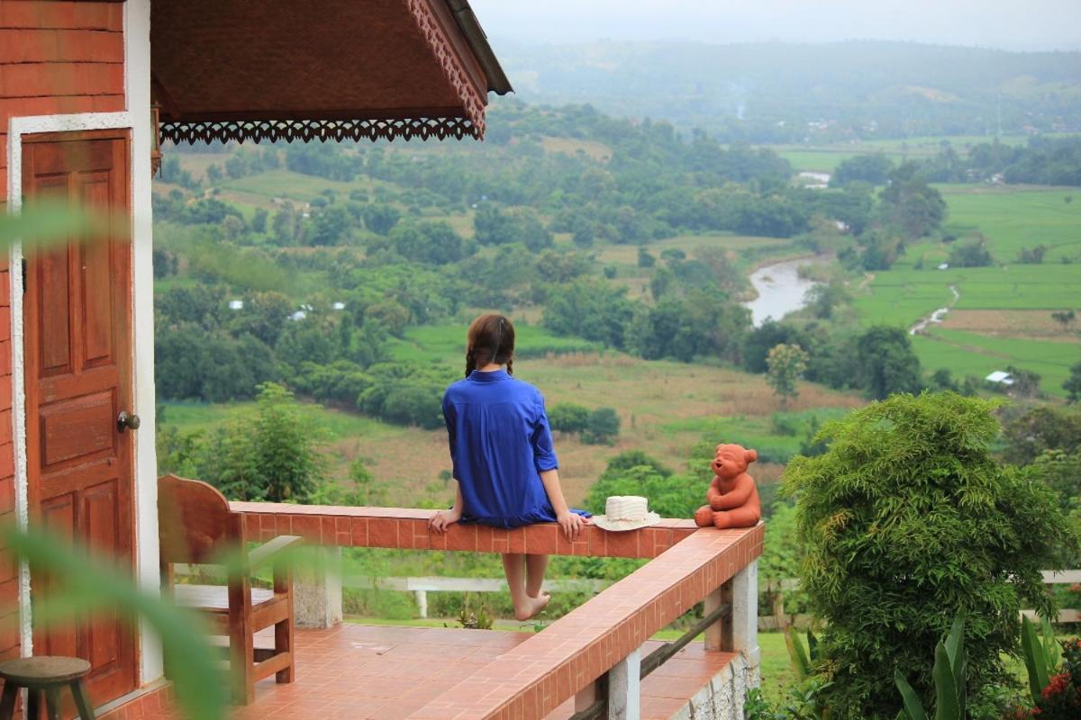Hotel มนต์เมืองแจ่ม Landkreis Landkreis Mae Chaem Exterior foto